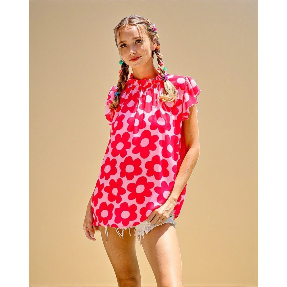 (B6) Bib! Pink Daisy Floral XL Ruffle Neck Flutter Sleeve Blouse Retro Mod Top